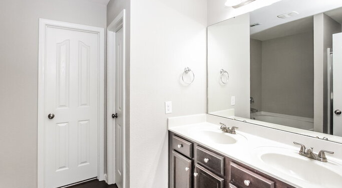 4 bedroom, 2.5 bathroom home for rent located in Dallas, NC